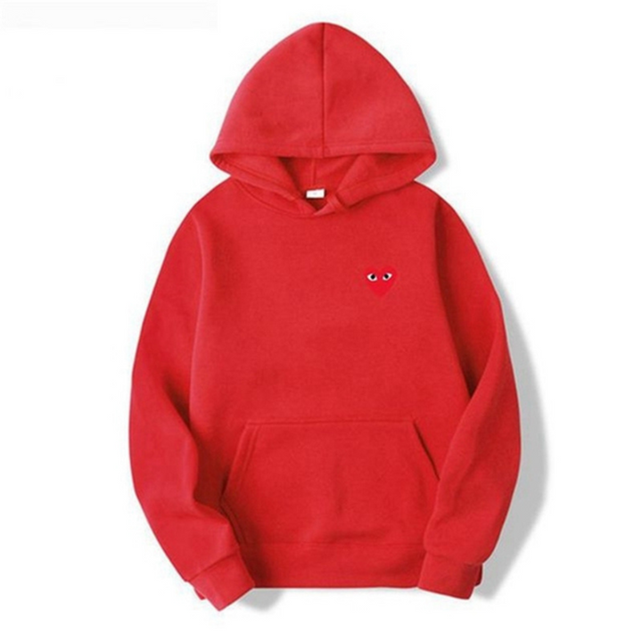 Varm unisex hoodie med hjerte motiv, ideel til kølige dage og casual afslappet mode overdel.
