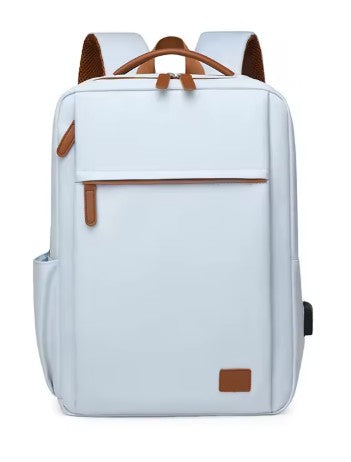 Organiseret unisex rygsæk med polstret laptoprum, USB-opladning og komfortabel bærekomfort.