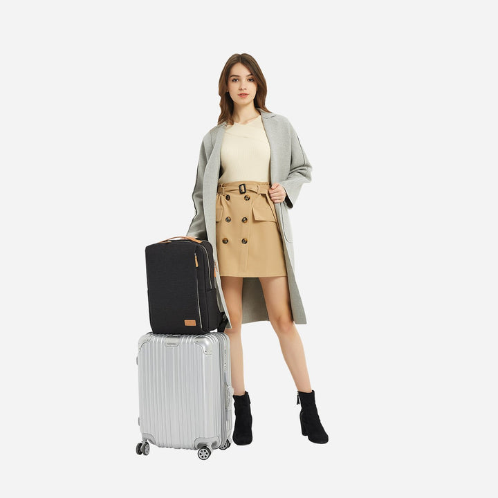 Alsidig smart rygsæk: unisex, vandafvisende, med laptoprum og USB-port. Perfekt til den moderne hverdag.