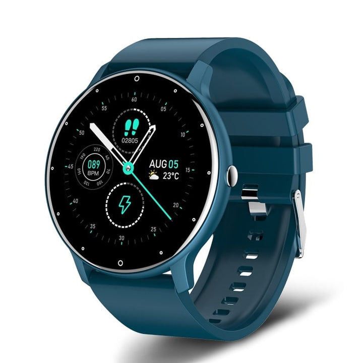 Vandtæt smartwatch med justerbar sportsrem, IP67 klassificeret. Forbundet til Android/iOS. Holdbar og stilfuld til aktive livsstile.